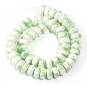 Kralen Keramiek Groen-wit 9x5mm