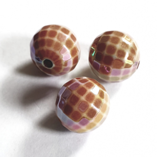 Kraal Acryl Bruin Facet 16mm