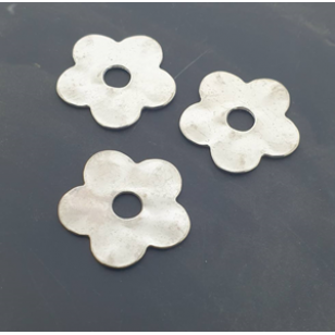 Kraal Metaal  Bloem 34mm