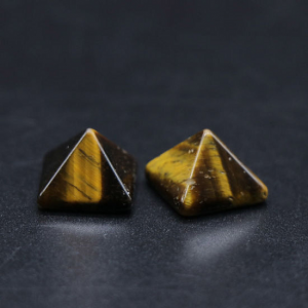 Plaksteen Tiger Eye Pyramide