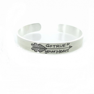 Armband-Stainless-Pijl-Tekst 