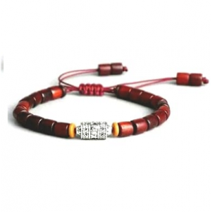 Sandalwood-Mantra-Armband