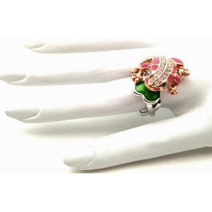 Ring met  Roze Kikker bezet met Swarovski 