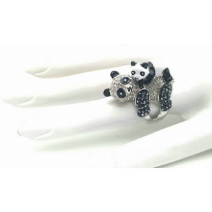 RIng  Panda met jong  -- Bezet met Swarovski 