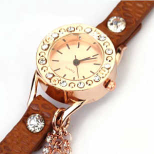 Horloge-goud-ketting-rood