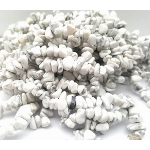 Kralen edelsteen- Howliet - wit  chips