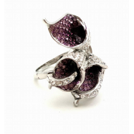 Ring bezet met Swarovski - Lelie