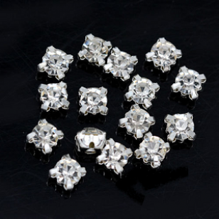 Op-Naai-stenen-10x-6x6mm-Clear