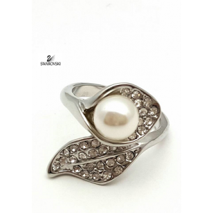 Ring Parel / Leaf bezet met Swarovski kristal