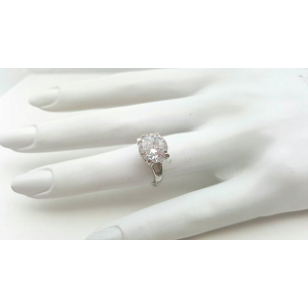 Verzilverde Ring met Zirkonia steen