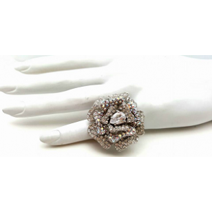 RIng Grote Roos bezet met AB Swarovski