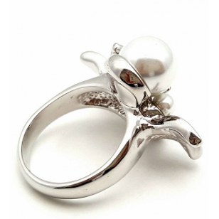 Ring - Parels Bloem bezet met Swarovski