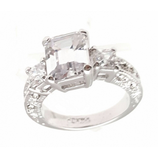 Ring bezet met Swarovski en Zirkonia